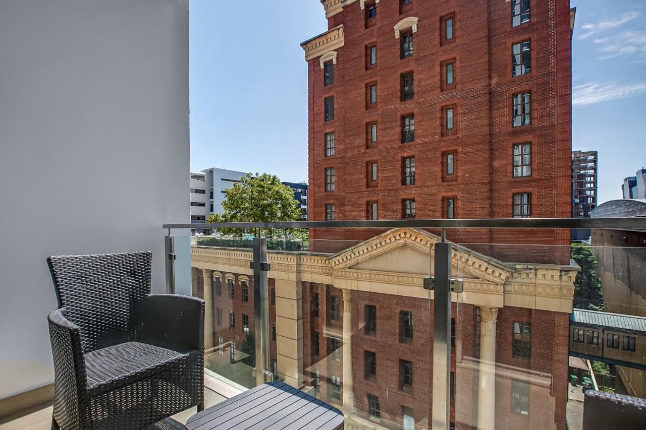 The Serviced Apartment Collection At The Tyrwhitt Rosebank Johannesbourg Extérieur photo