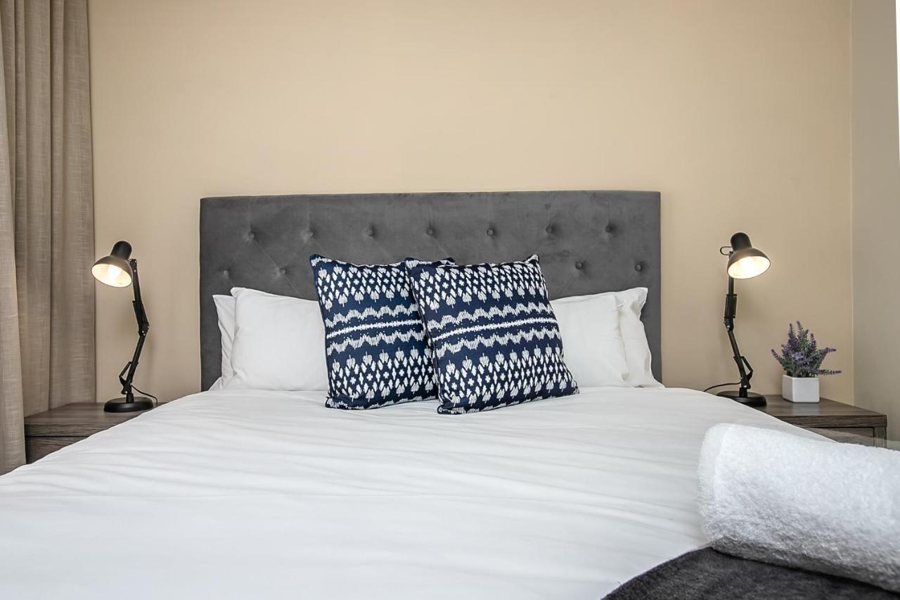 The Serviced Apartment Collection At The Tyrwhitt Rosebank Johannesbourg Extérieur photo