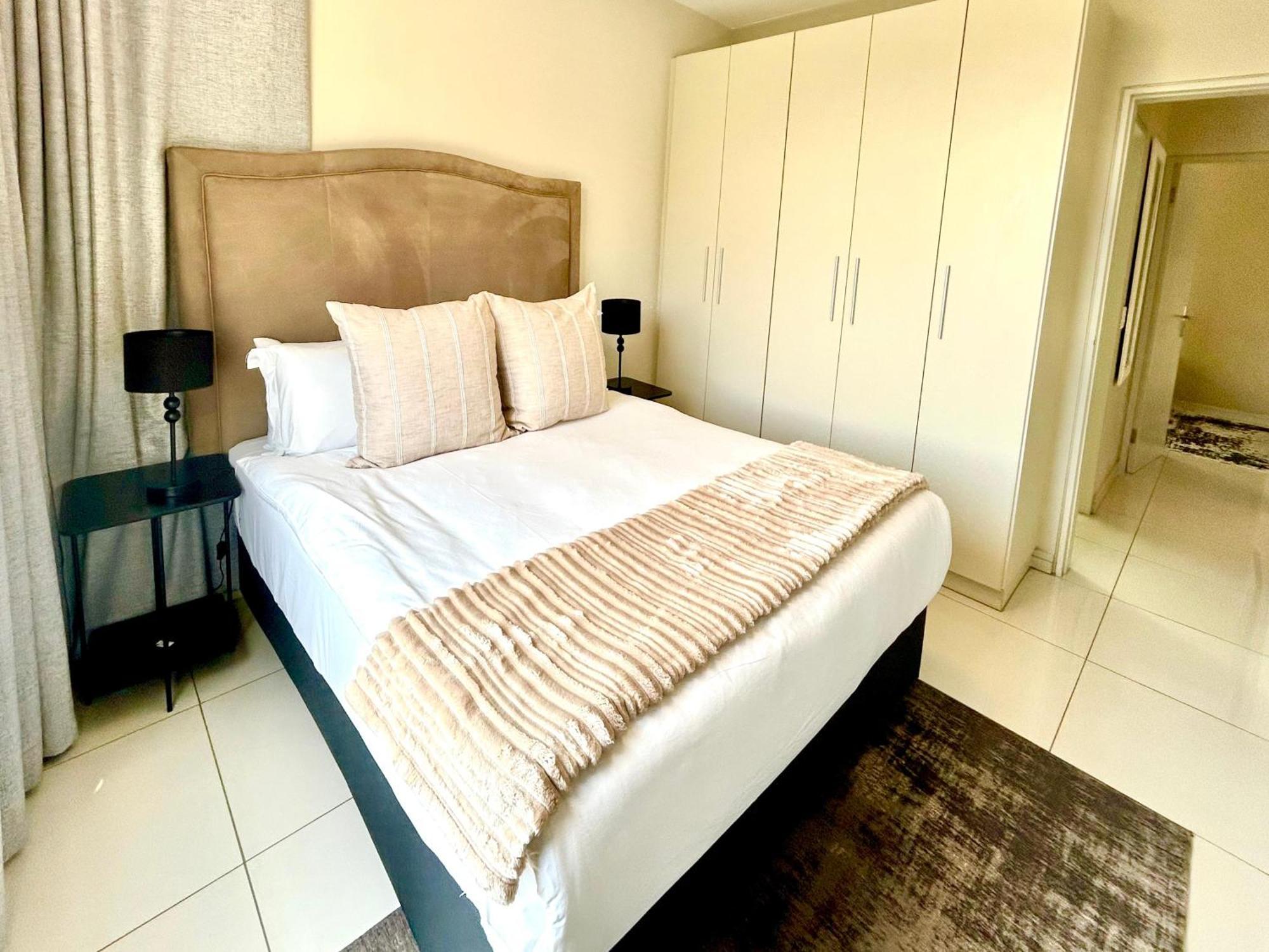 The Serviced Apartment Collection At The Tyrwhitt Rosebank Johannesbourg Extérieur photo